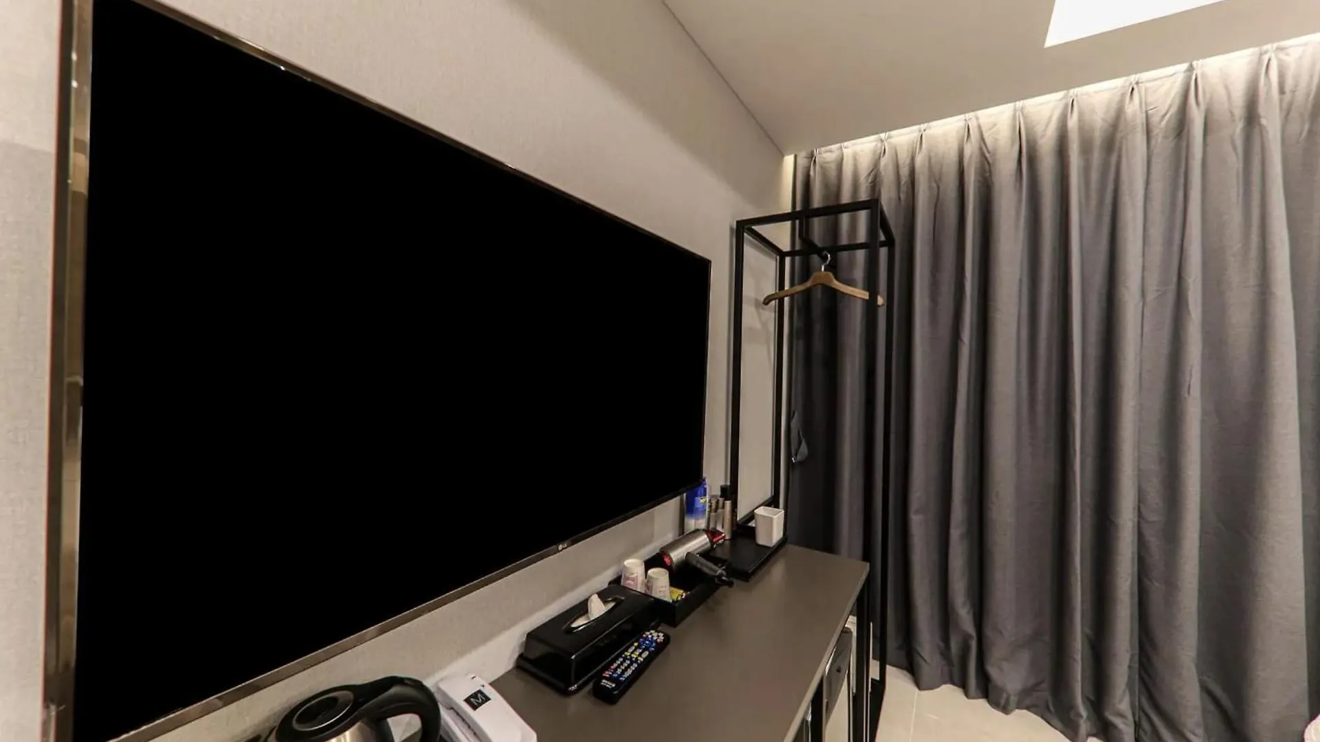 The M Hotel Jeju Motell