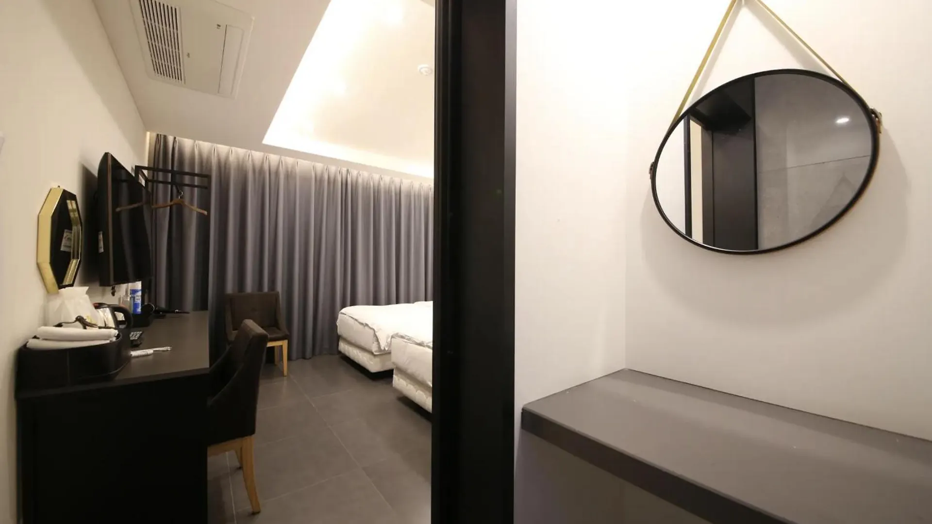 The M Hotel Jeju 0*,  Sydkorea