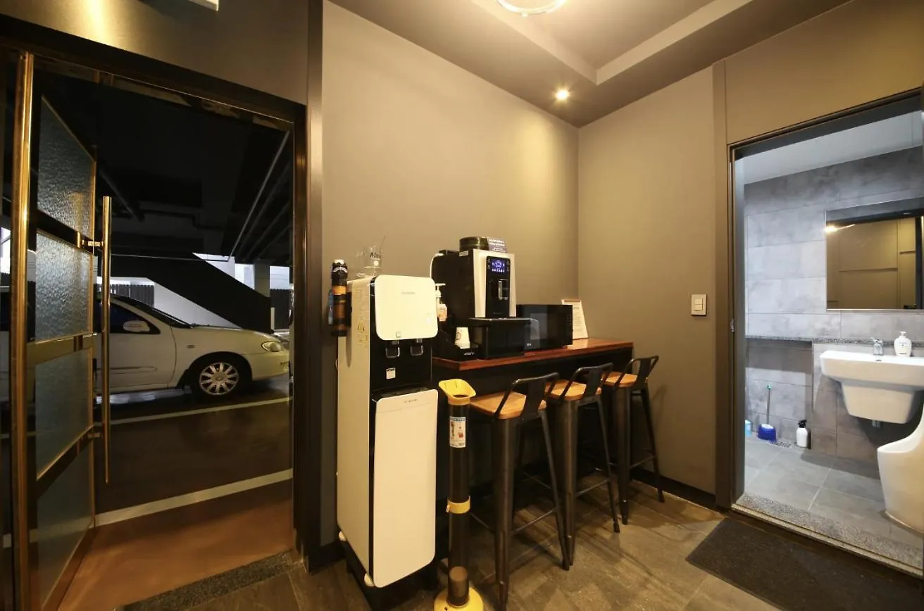 The M Hotel Jeju 0*,